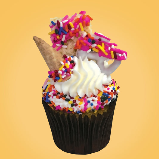 birthday cake gourmet cupcake from The Cupcake Lab in Atlanta, GA – vanilla cake topped with colorful sprinkles, fun treats, and buttercream frosting

gourmet cupcake, birthday cake, atlanta cupcakes, celebration treat, vanilla cupcake, The Cupcake Lab ATL